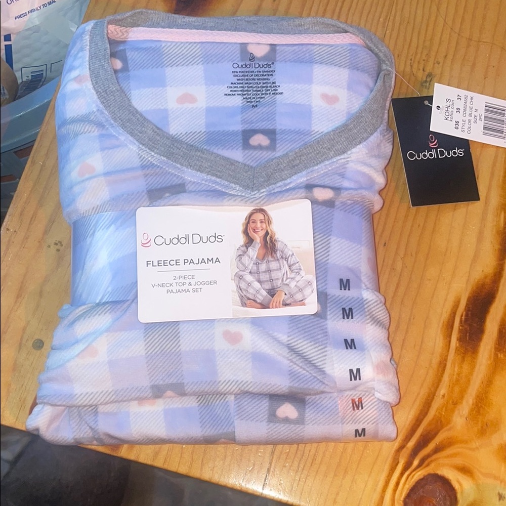 Cuddl Duds Blue and Gray Fleece Pajama Set
